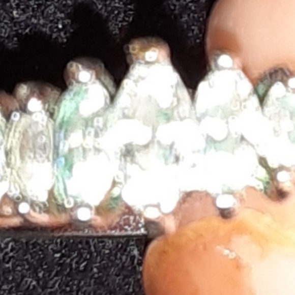 Beautiful Ring - Picture 2 of 2